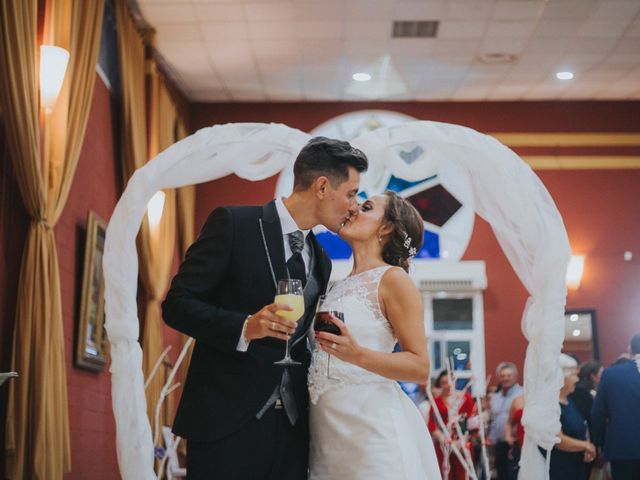 La boda de Jose Antonio y Rocio en Lora Del Rio, Sevilla 57