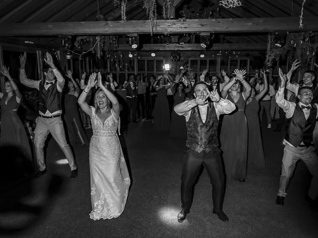La boda de Conchi y Iván en El Vellon, Madrid 24