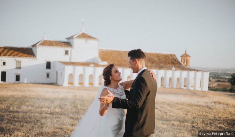 La boda de Jose Antonio y Rocio en Lora Del Rio, Sevilla