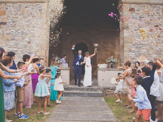 La boda de David y Carla en La Manjoya, Asturias 41