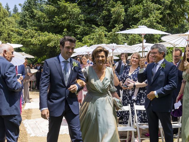 La boda de Carlos y Mireia en Viladrau, Girona 9