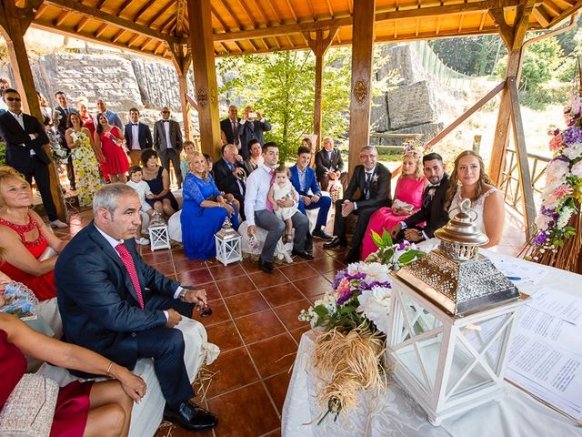 La boda de Gaizka y Elizabeth en Zeanuri, Vizcaya 25