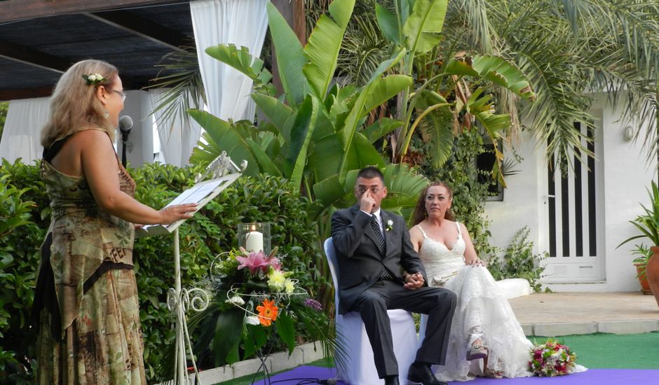 La boda de Mavi y Pedro en Alacant/alicante, Alicante