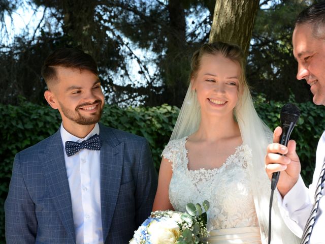 La boda de Lidia y Florín en Almudevar, Huesca 28