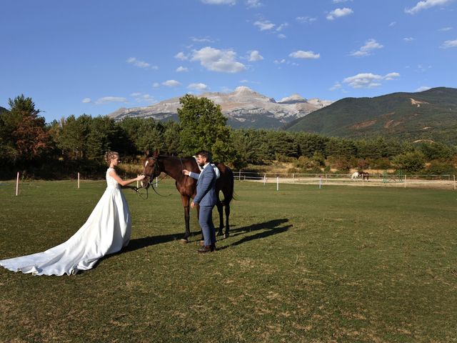 La boda de Lidia y Florín en Almudevar, Huesca 56