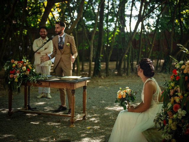 La boda de Andrea y Iliana en Sant Pere Pescador, Girona 35