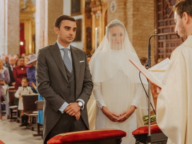 La boda de Alejandro y Mónica en Dos Hermanas, Sevilla 53