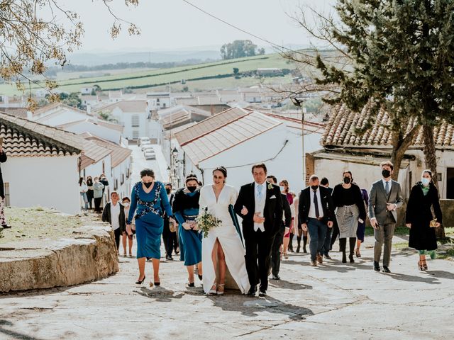 La boda de M Carmen y Vicente en Paymogo, Huelva 9