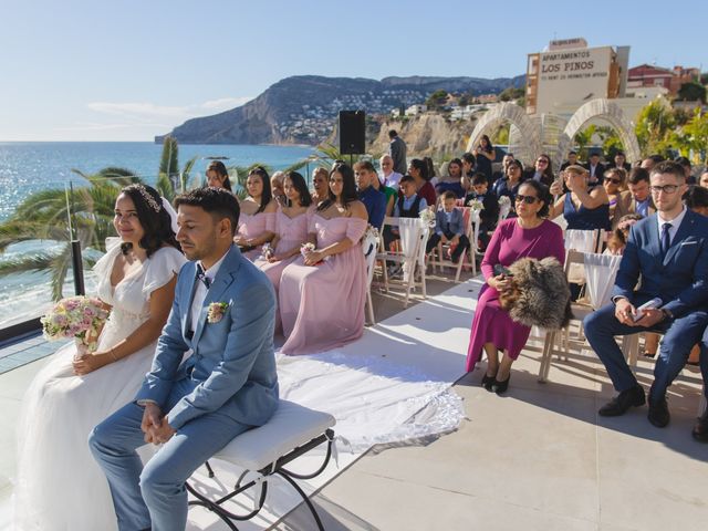 La boda de Roberto y Denisse en Calp/calpe, Alicante 16