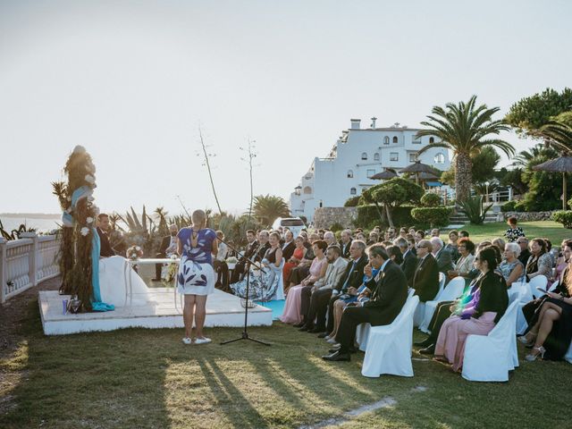 La boda de Eduard y Raquel en Vilanova I La Geltru, Barcelona 36