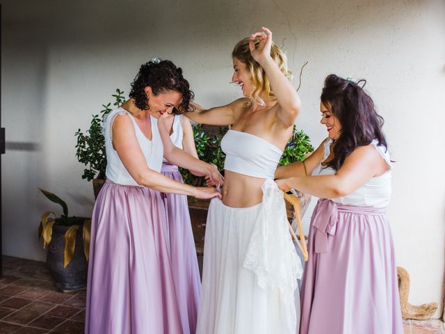 La boda de Daniel y Delia en Santa Pau, Girona 37
