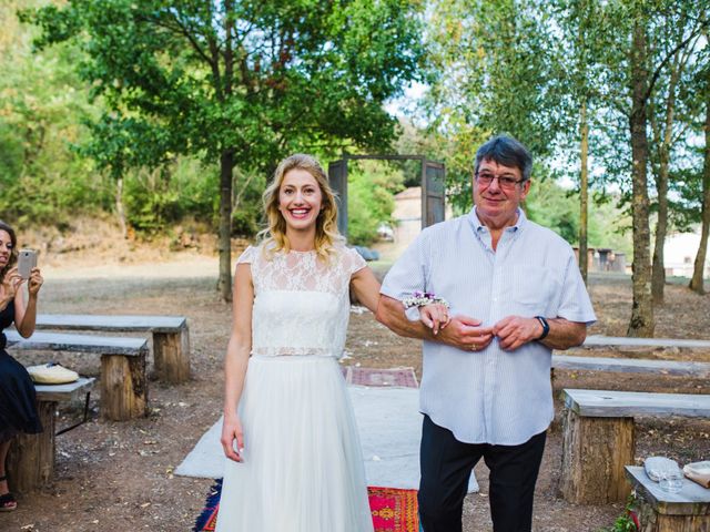 La boda de Daniel y Delia en Santa Pau, Girona 57