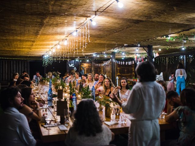 La boda de Daniel y Delia en Santa Pau, Girona 127