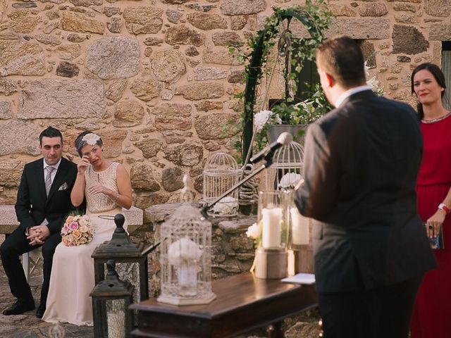 La boda de Juan y Rebeca en Raris, A Coruña 31