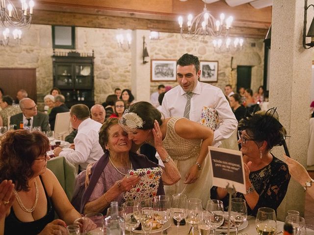 La boda de Juan y Rebeca en Raris, A Coruña 52