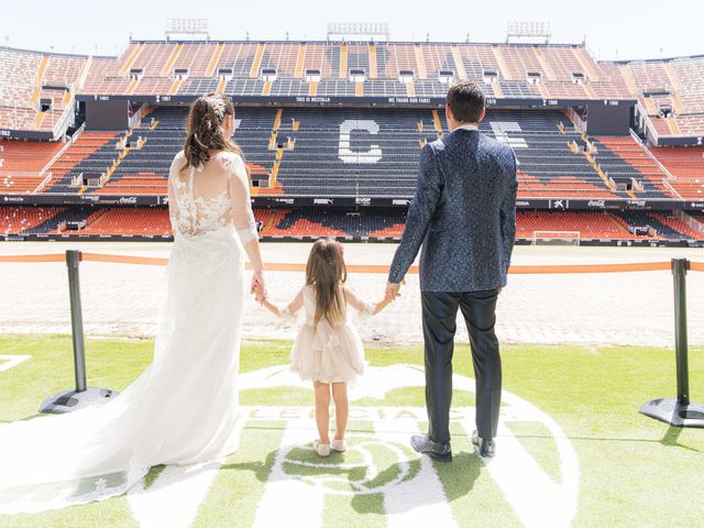 La boda de Mario y Vanessa en Valencia, Valencia 40