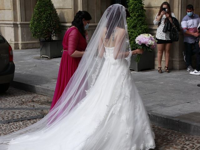 La boda de Fidel y Patricia en Gijón, Asturias 16