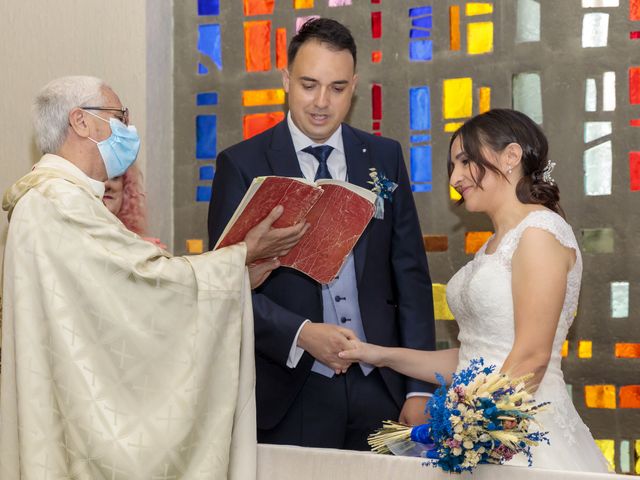 La boda de Rubén y Cristina en Garrafe De Torio, León 17