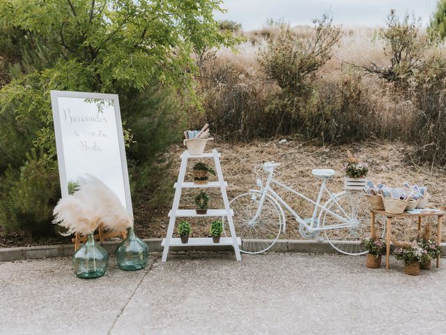 La boda de Alex y Alba en San Agustin De Guadalix, Madrid 13