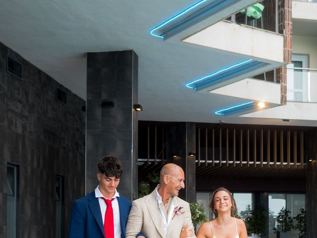 La boda de Ricardo y Priscilla en Alacant/alicante, Alicante 65