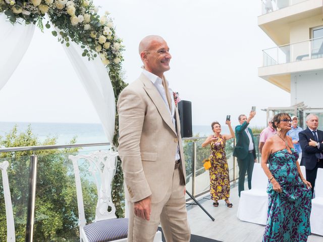 La boda de Ricardo y Priscilla en Alacant/alicante, Alicante 72