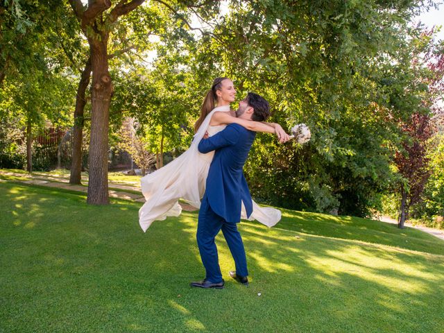 La boda de Albert y Paula en Sant Fost De Campsentelles, Barcelona 56