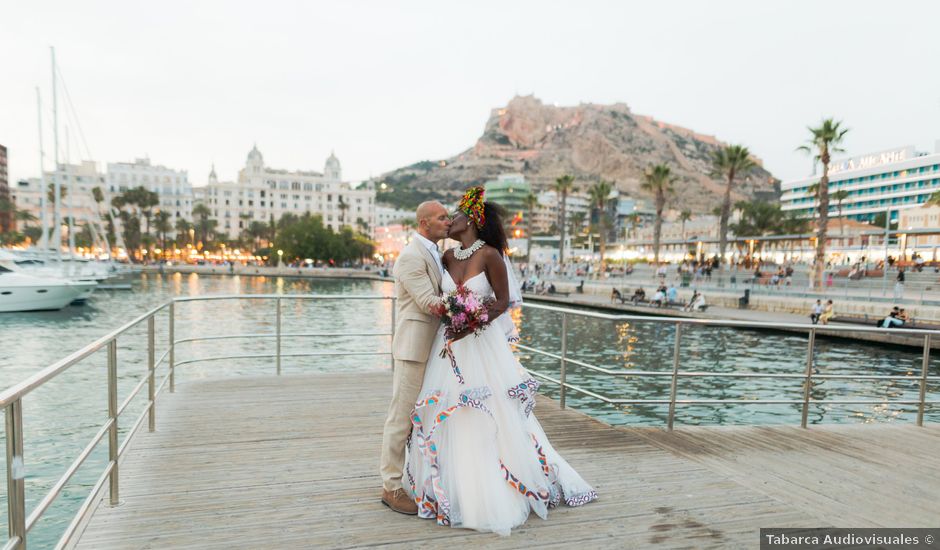 La boda de Ricardo y Priscilla en Alacant/alicante, Alicante