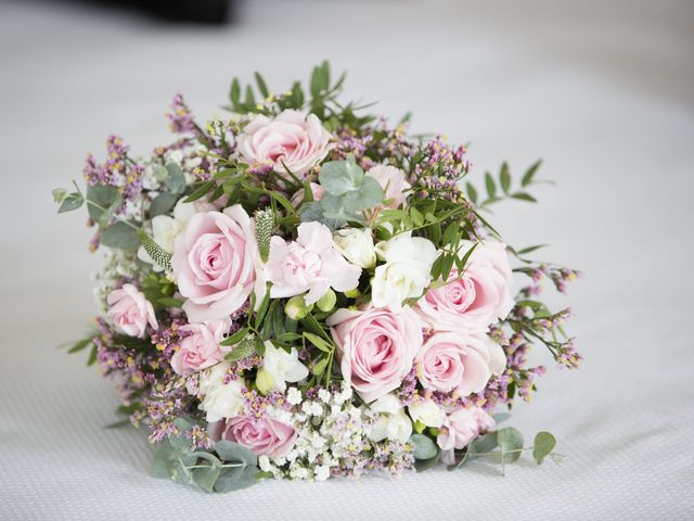 La boda de Miguel y María en Quintanilla De Onesimo, Valladolid 33