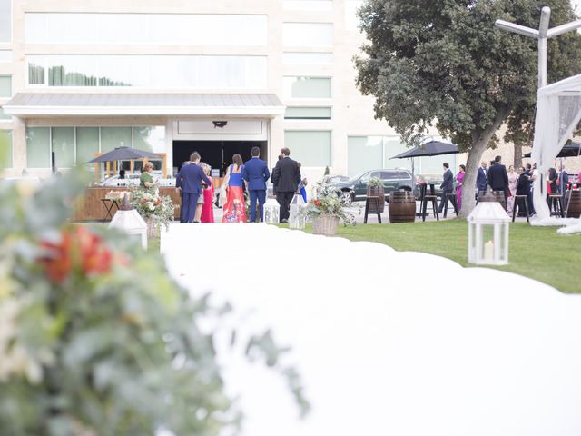 La boda de Miguel y María en Quintanilla De Onesimo, Valladolid 69