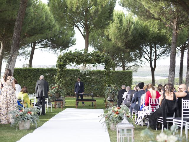 La boda de Miguel y María en Quintanilla De Onesimo, Valladolid 85