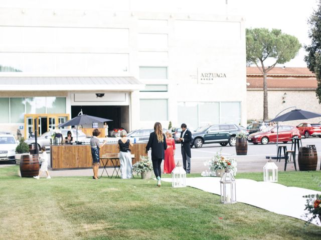 La boda de Miguel y María en Quintanilla De Onesimo, Valladolid 96