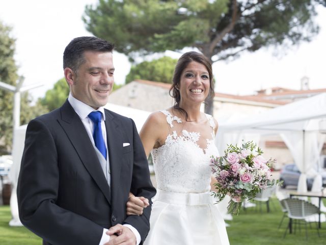 La boda de Miguel y María en Quintanilla De Onesimo, Valladolid 103