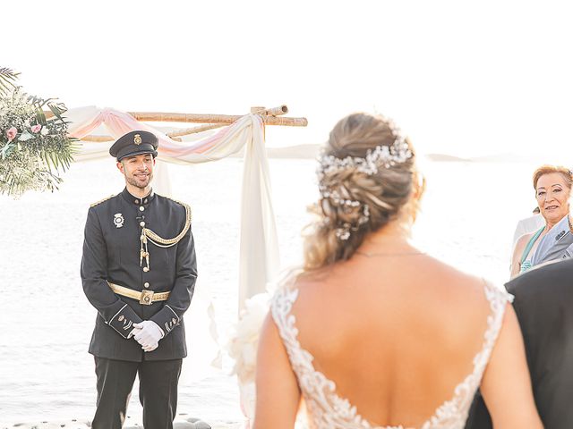 La boda de Joaquín y Naira en La Manga Del Mar Menor, Murcia 29