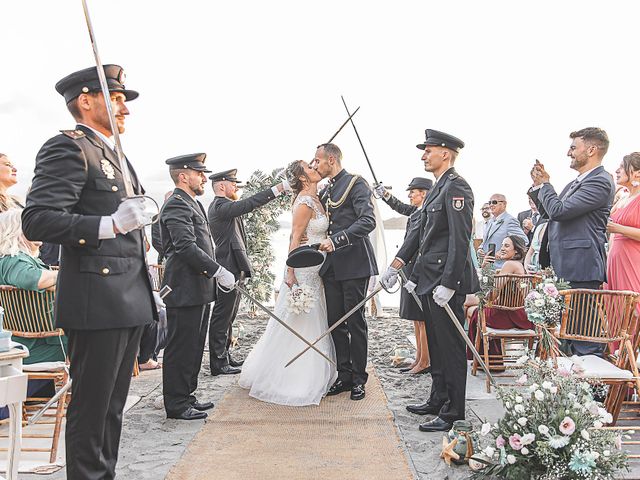 La boda de Joaquín y Naira en La Manga Del Mar Menor, Murcia 32