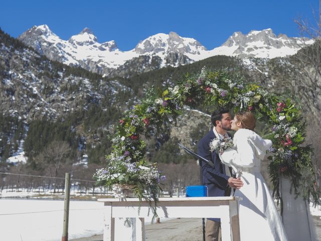 La boda de Gonzalo  y Saray  en Balneario Panticosa, Huesca 5
