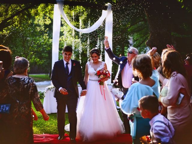 La boda de Noelia y Javier en Valdastillas, Cáceres 78