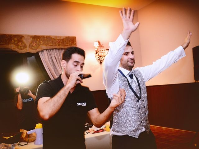 La boda de Elvira y Jonatan en Cabezabellosa, Cáceres 81