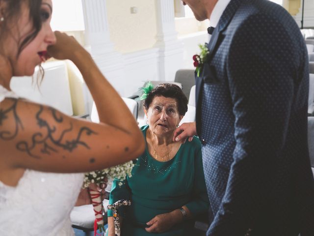 La boda de Efrén y Lucía en Castropol, Asturias 34