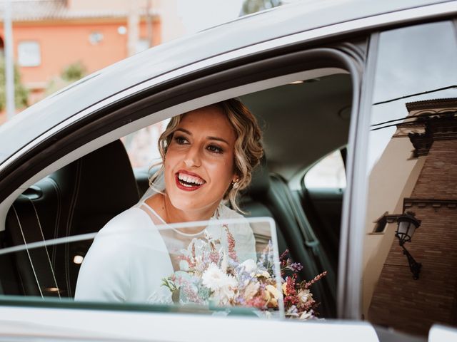 La boda de Agustín y Fátima en Espartinas, Sevilla 29