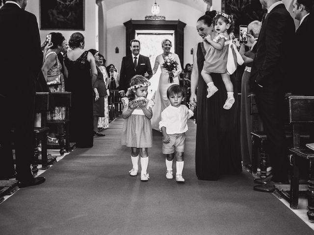 La boda de Agustín y Fátima en Espartinas, Sevilla 30