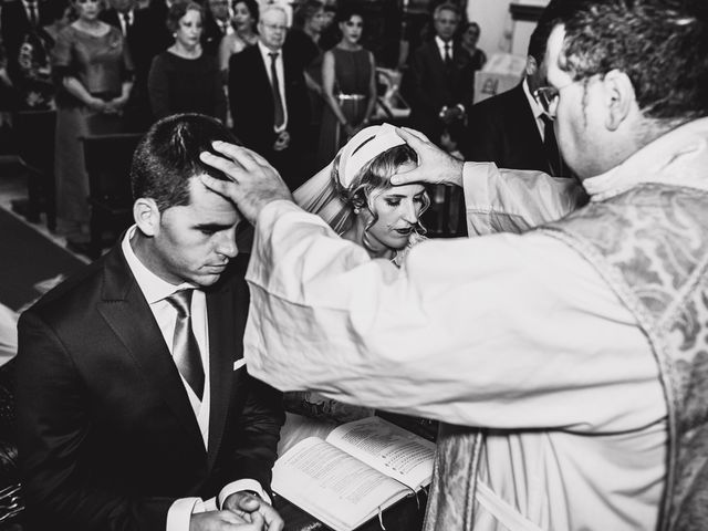 La boda de Agustín y Fátima en Espartinas, Sevilla 35