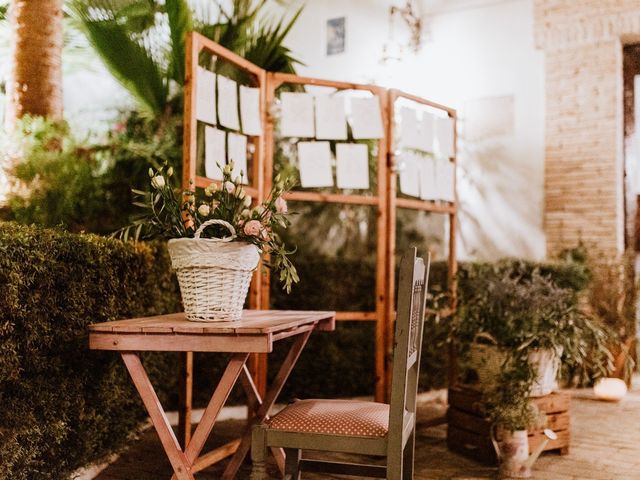 La boda de Agustín y Fátima en Espartinas, Sevilla 41