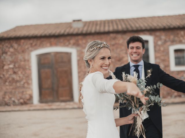 La boda de Patricia y Guillermo en Castelló/castellón De La Plana, Castellón 128