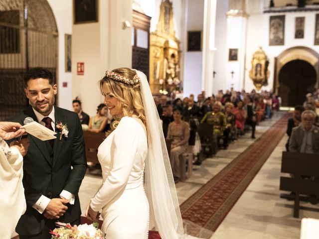 La boda de Katy y Borja en Sevilla, Sevilla 33