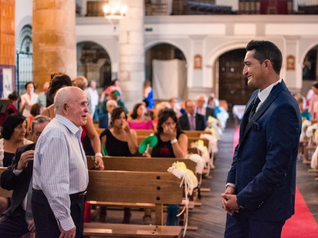 La boda de Antonio y María en Badajoz, Badajoz 14