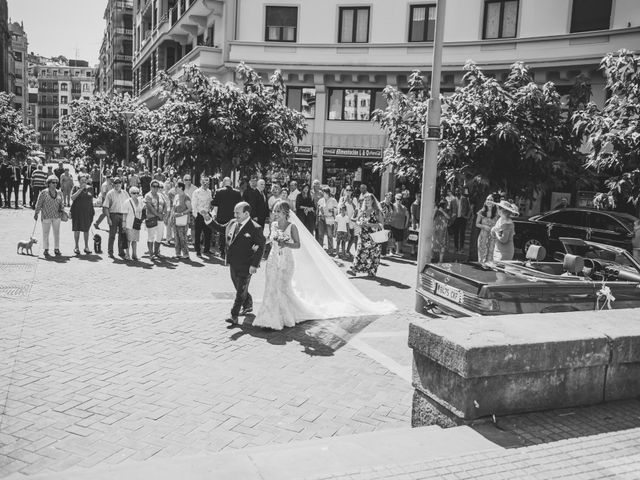 La boda de Manuel y Arantxi en Orio, Guipúzcoa 17