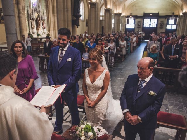 La boda de Manuel y Arantxi en Orio, Guipúzcoa 21