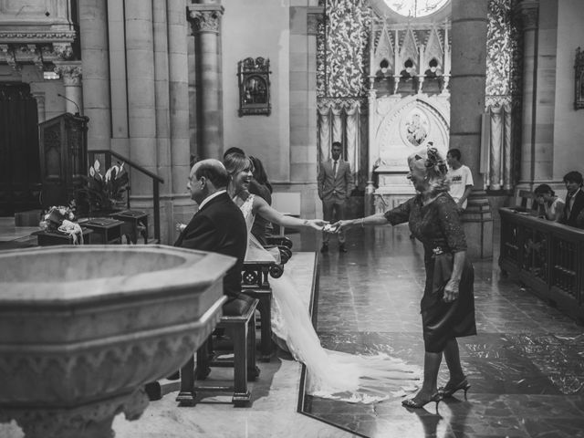 La boda de Manuel y Arantxi en Orio, Guipúzcoa 23