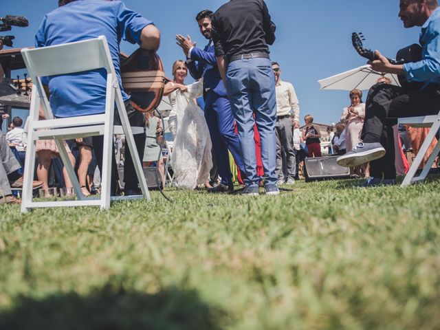 La boda de Manuel y Arantxi en Orio, Guipúzcoa 33