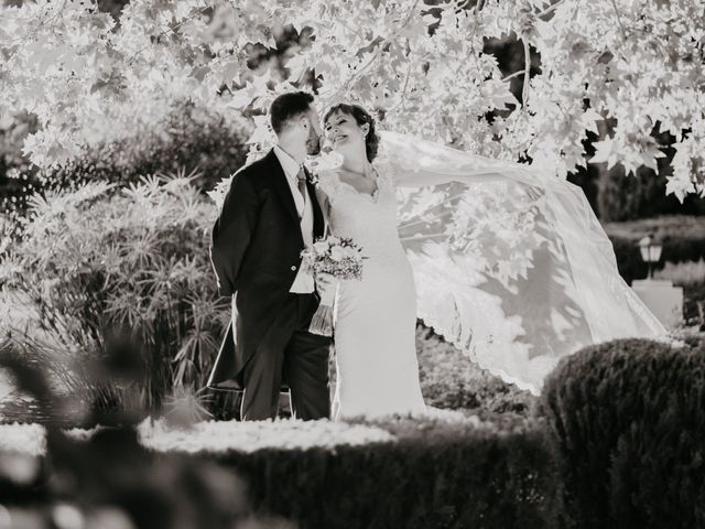 La boda de Rodrigo y Patricia en Villanueva De Perales, Madrid 92